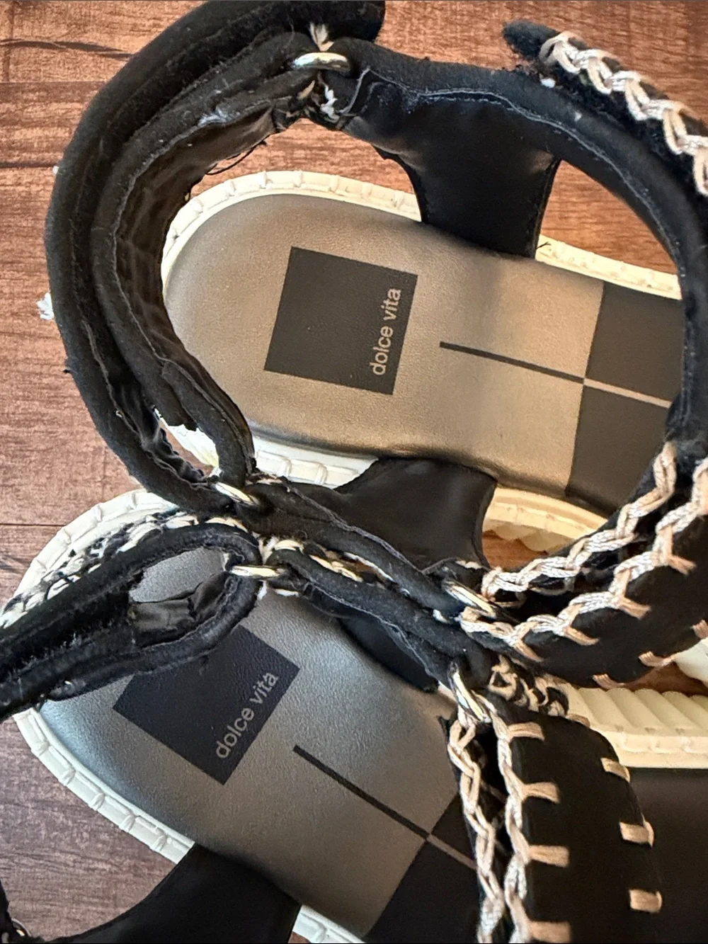 Dolce Vita Debra black and white Nuback platform sandals | NIB | Sz 8